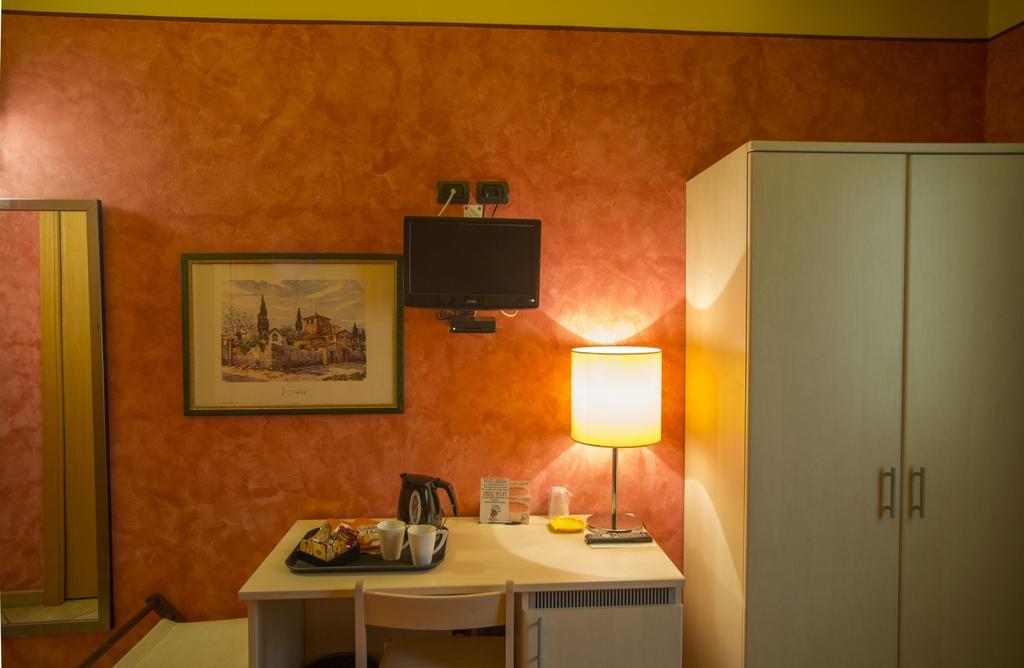L'Antica Sosta Hotel Кастелфиорентино Екстериор снимка