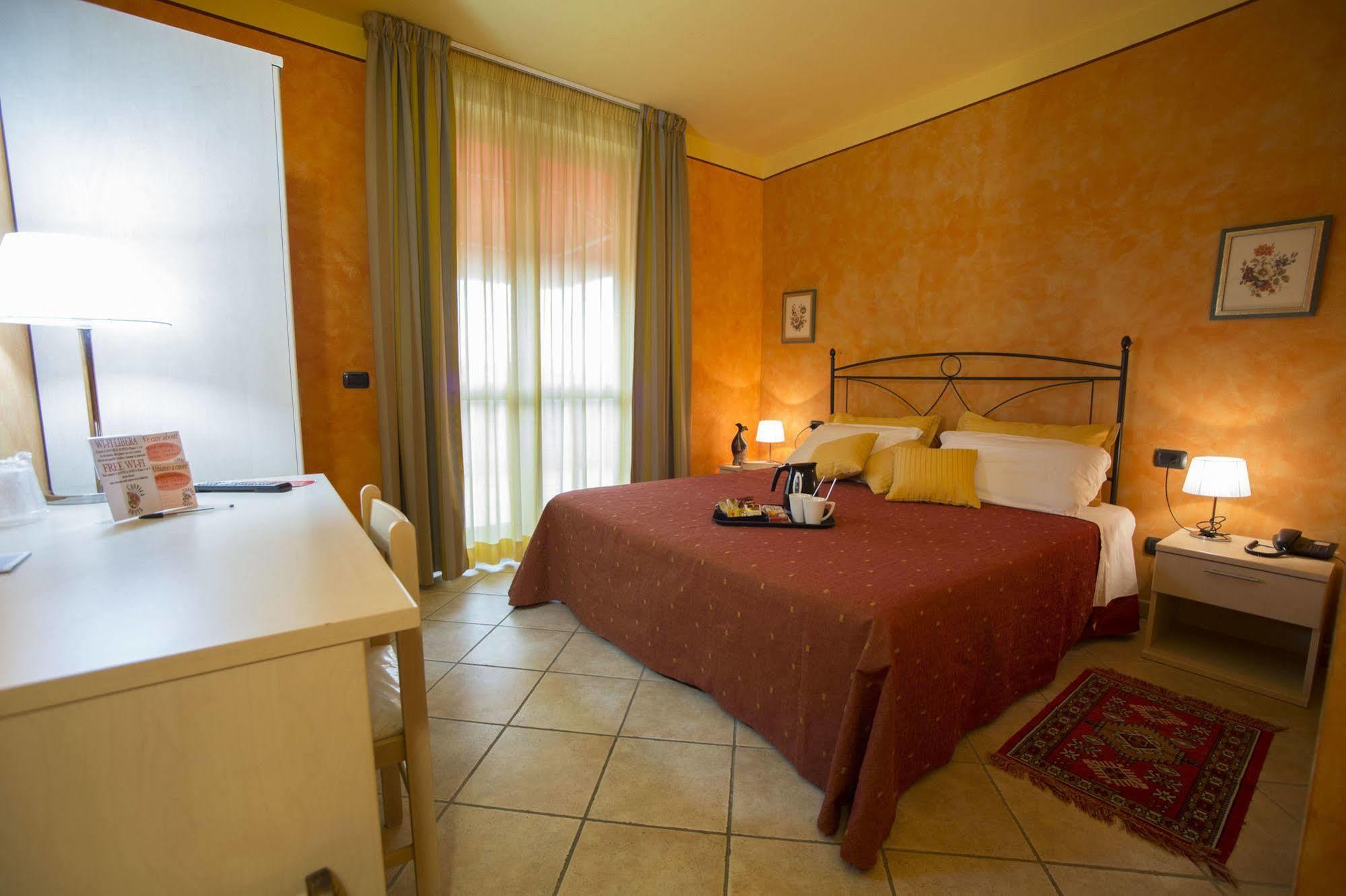 L'Antica Sosta Hotel Кастелфиорентино Екстериор снимка